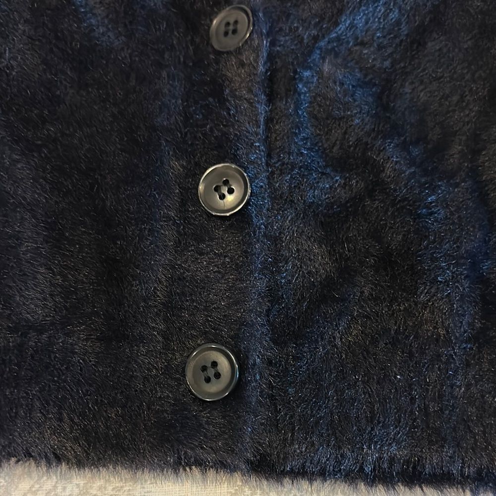 Katie J NYC Girls Black Fuzzy Short-sleeve Button Down Sweater - Size L - Picture 4 of 6
